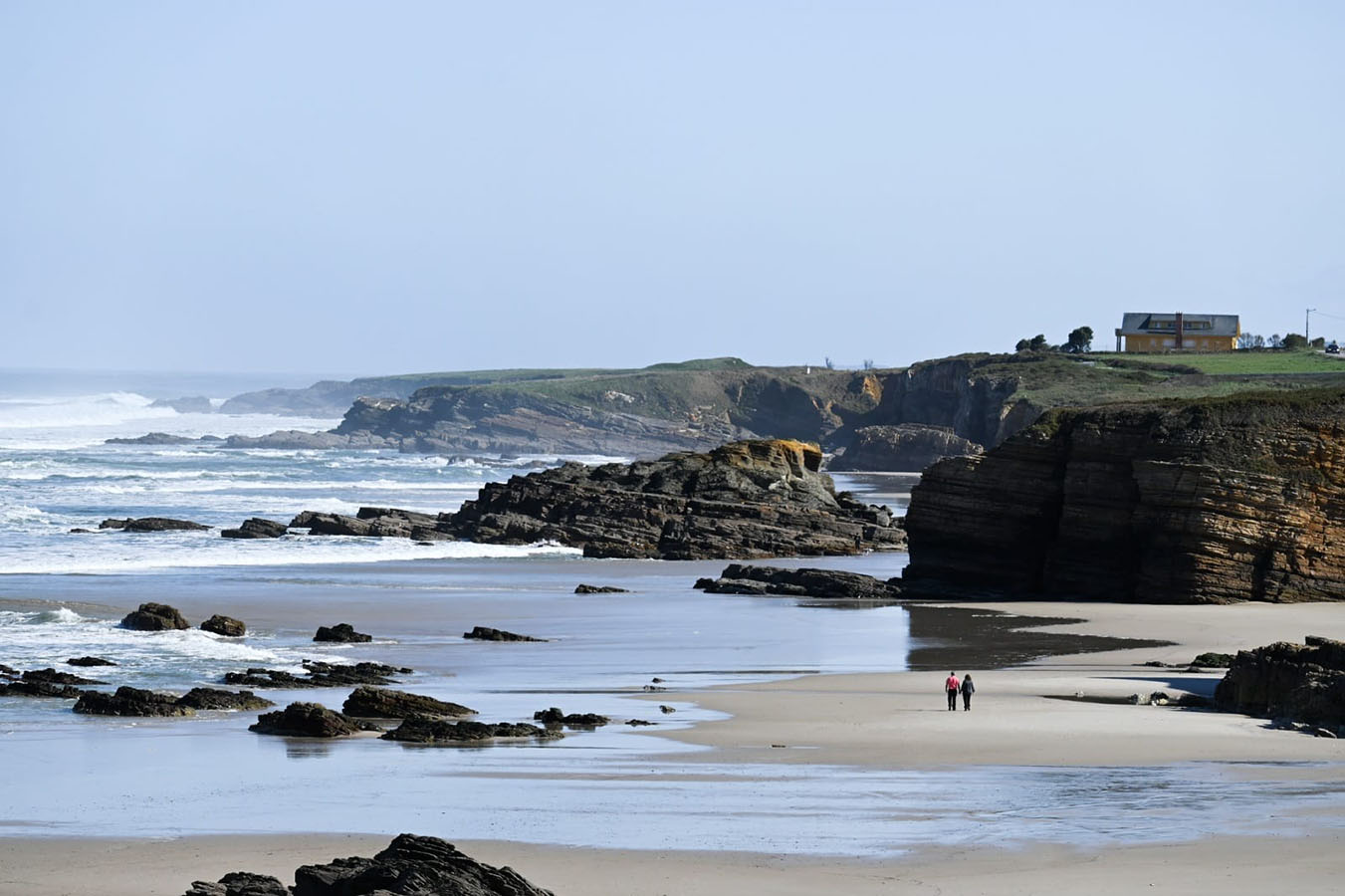 Algunas ideales para hacer surf o snorkel.